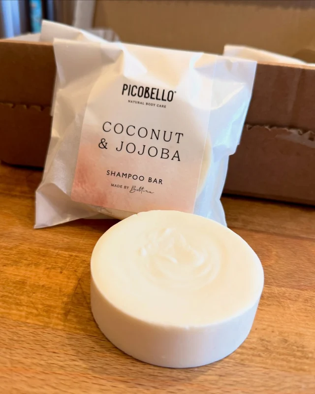 💚 Our All-Natural Shampoo Bar is made with pure botanicals, free from synthetic ingredients, and gentle enough for daily use. 

Simple, effective, and beautifully natural. 🌿 

#NaturalBeauty #SustainableHairCare”